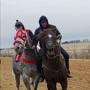 Meet your Posher, Jason